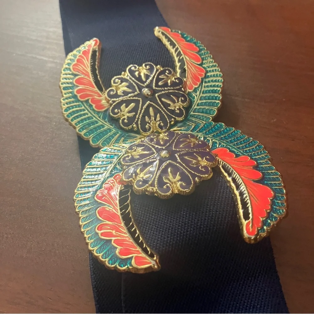 Vintage 1970s-80s Cloisonné Enamel Clasp Buckle with Navy Blue Stretch Blue